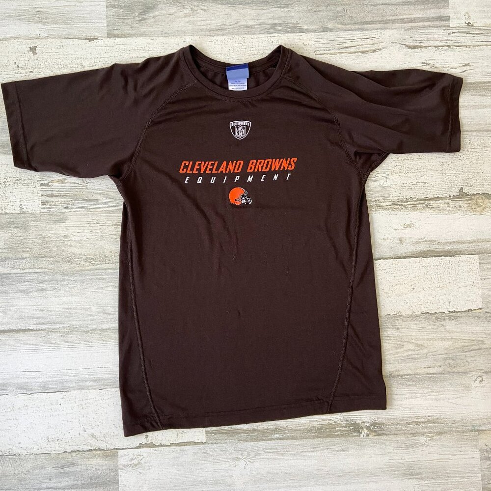 CLEARANCE! Cleveland Browns Youth Size Large 14/16 Short Sleeve Performance Tee